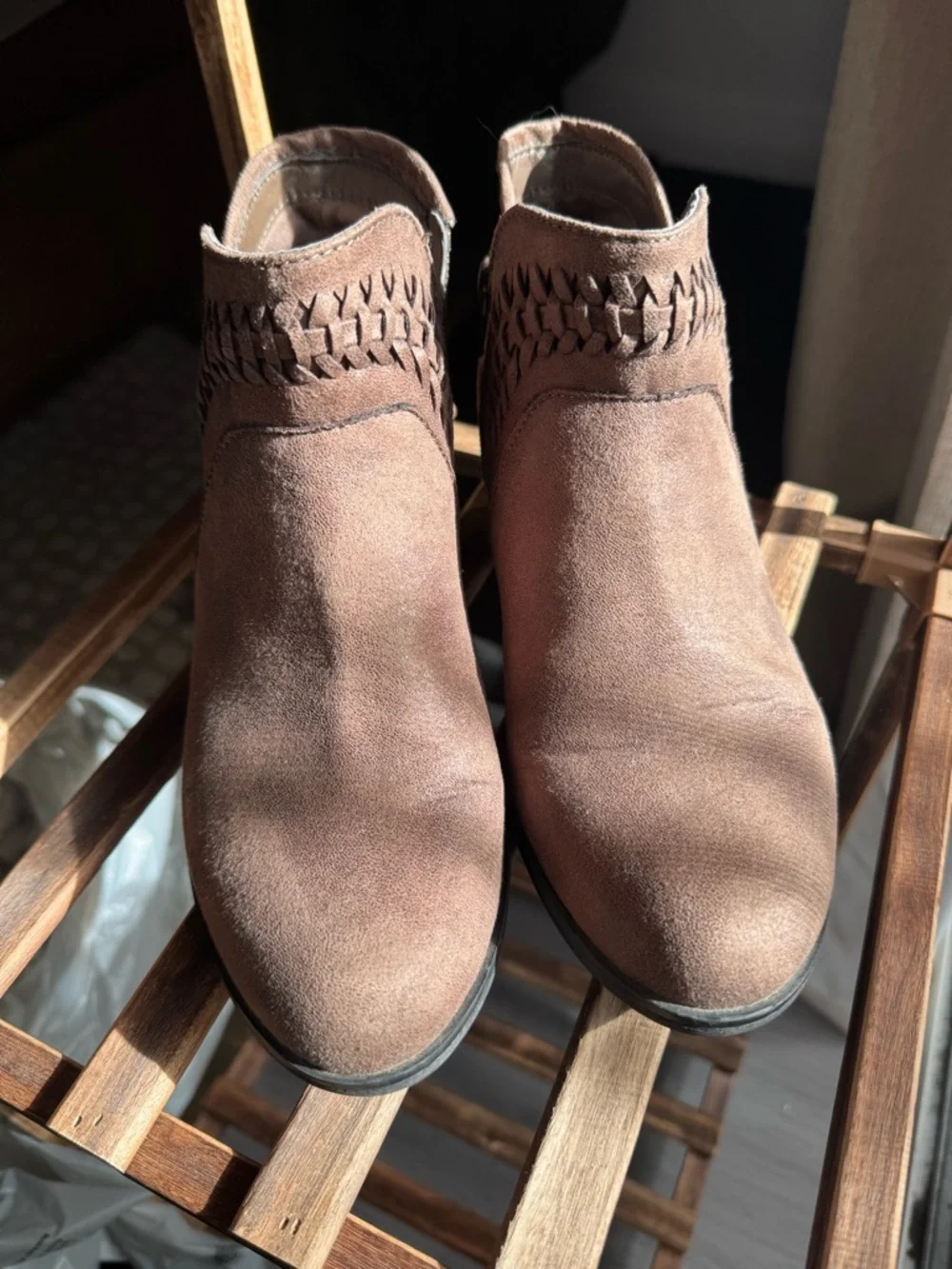American Rag Cie Brown Ankle Booties Womens 6.5 Western Boho Buckle Stacked Heel